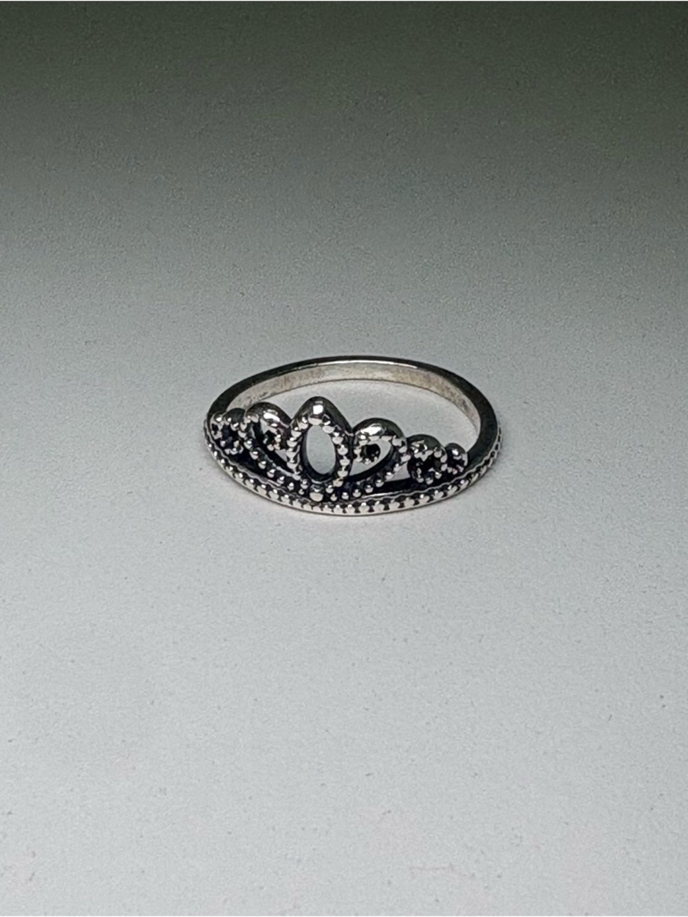 James Avery Retired Beaded Tiara Ring Size 9.5